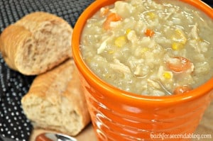 Easy Crock Pot Creamy Chicken and Rice Soup
